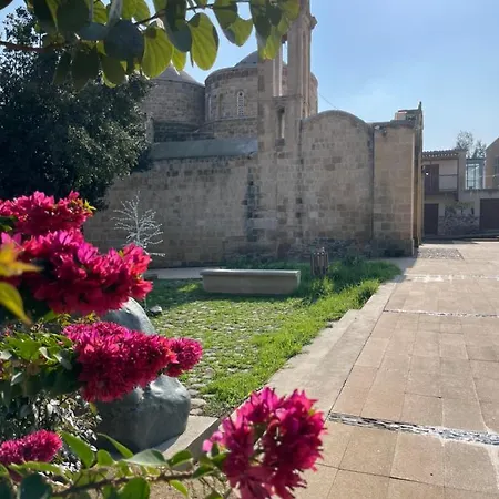 Peris Hill * Peristerona (Nicosia)